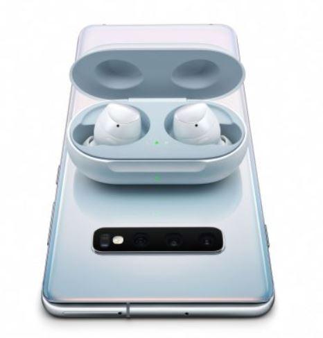 Galaxy Buds mit Smartphone aufladen