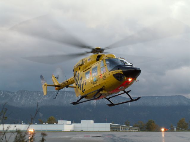 Moment aufnehmen - Hubschrauber beim Start