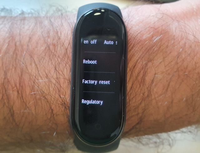 Mi Band 5 Reboot Option