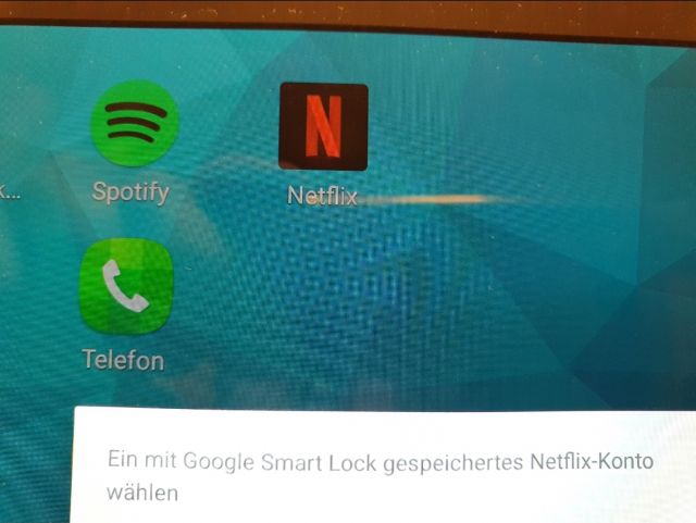 Ein mit Google Smart Lock gespeichertes Netflix Konto Fehlermeldung
