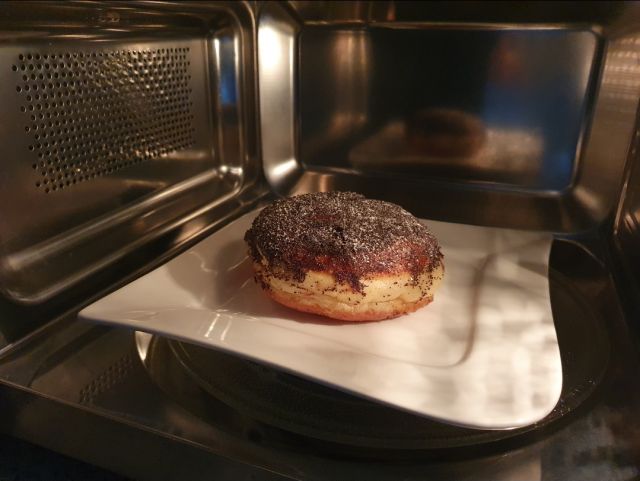 Krapfen in der Mikrowelle