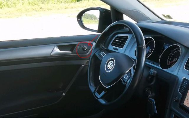 VW Golf Spiegelabsenkung 